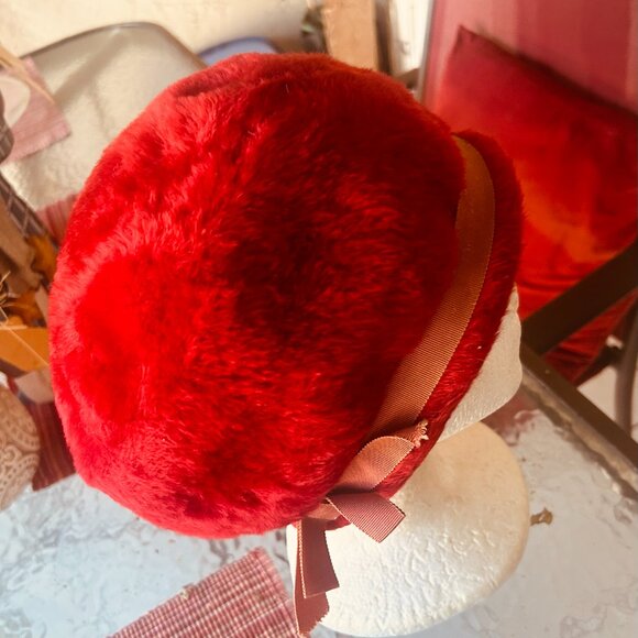 Vintage Christine Original Empress Faux Red Fur Hat with bow - Picture 4 of 6